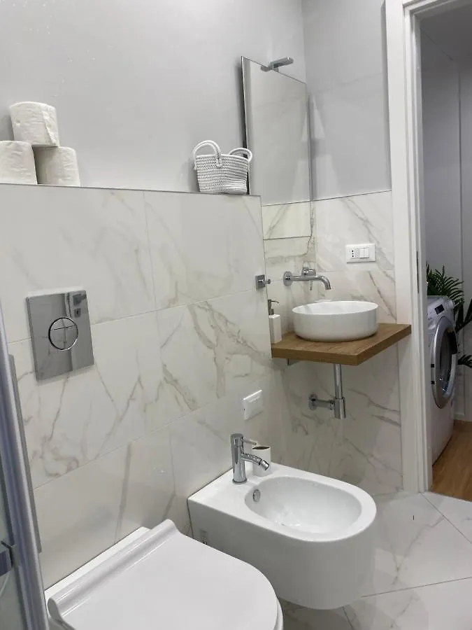 Gramsci 2 - Cozy Apartment Near Sempione Park! Milán Italia